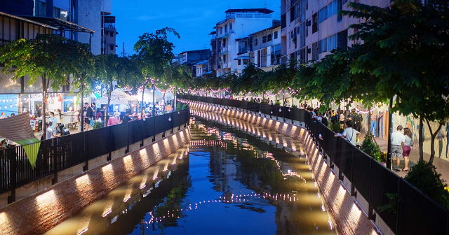 Ong Ang Walking Street - Phra Nakhon | Secret World Trip Planner