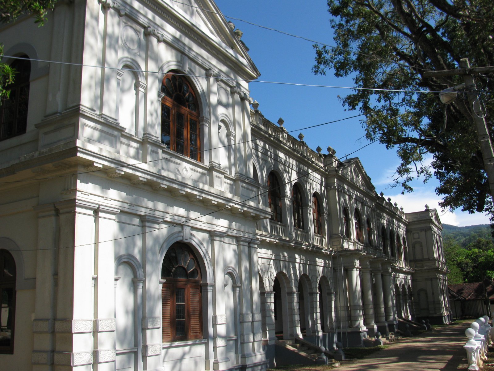 Sri Lanka: Muzeum Narodowe Kandy - Kandy | Secret World Trip Planner