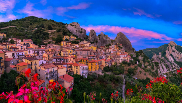 Dorp van Castelmezzano - Castelmezzano | Secret World Trip Planner
