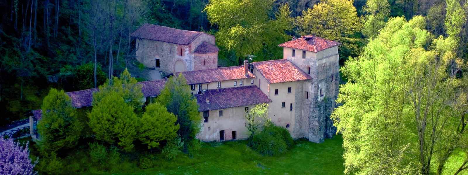 Klooster van Turf - Torba | Secret World Trip Planner