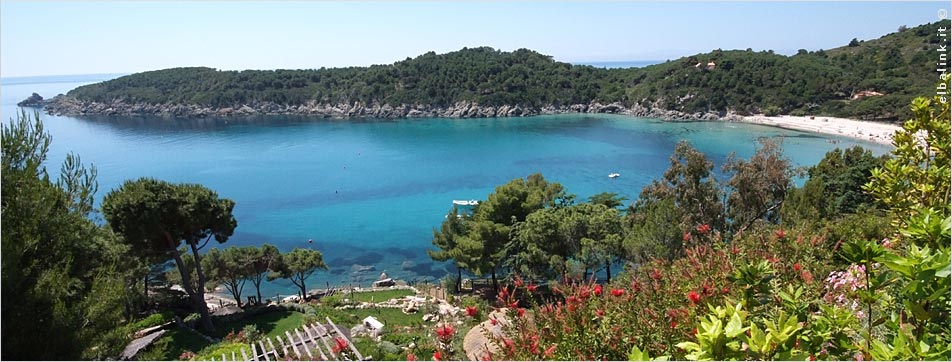 Fetovaia Strand - Fetovaia | Secret World Trip Planner
