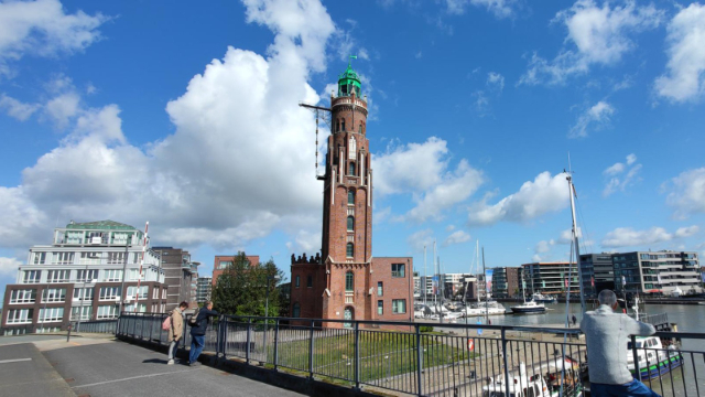 Faro Simon Loschen - Bremerhaven | Secret World Trip Planner