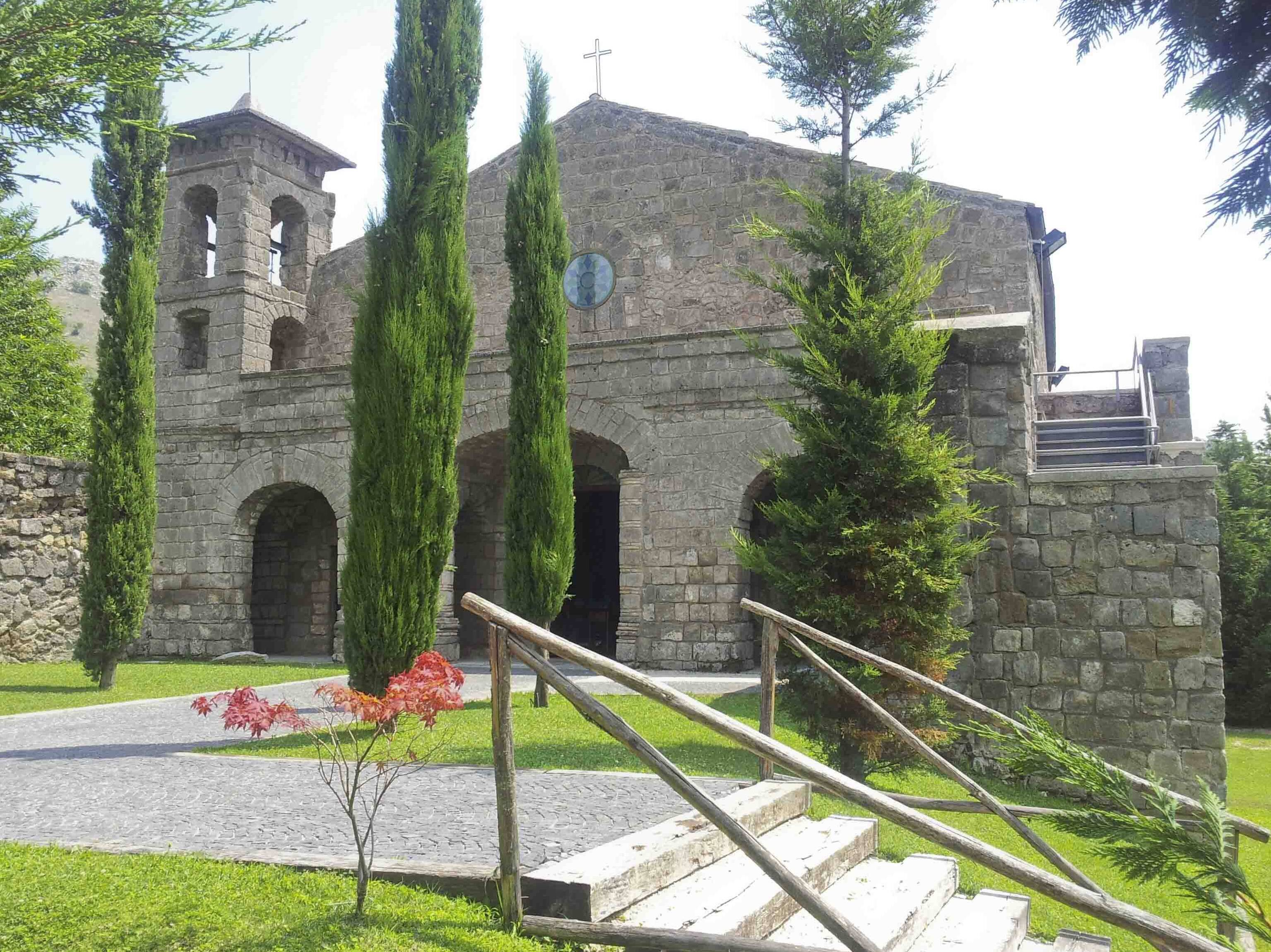 Casertavecchia: complexo monumental de San Vitaliano - Casola | Secret World Trip Planner
