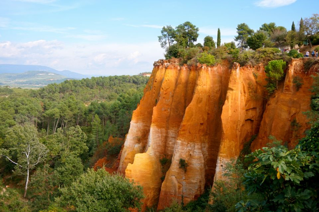 Der Ockerpfad - Le Sentier des Ocres | Secret World Trip Planner