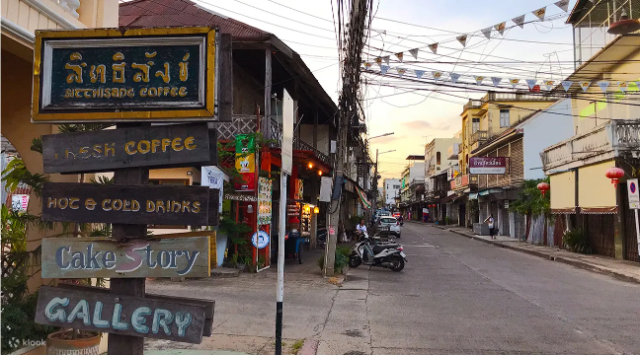 遗产步行街 - Tambon Ban Tai | Secret World Trip Planner