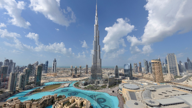 Burj Khalifa - Dubai | Secret World Trip Planner