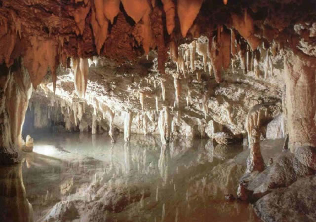 Grotta del Vento - Fornovolasco | Secret World Trip Planner