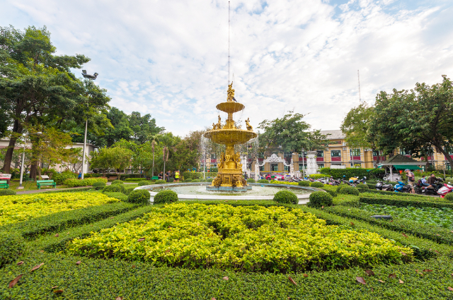 Romaneenart Park - Khet Phra Nakhon | Secret World Trip Planner