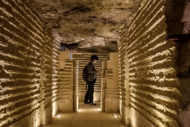 Pyramide à degrés de Djoser - Al Giza Desert | Secret World Trip Planner