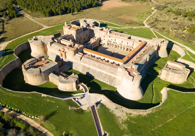 Kasteel van Salses - Salses-le-Château | Secret World Trip Planner