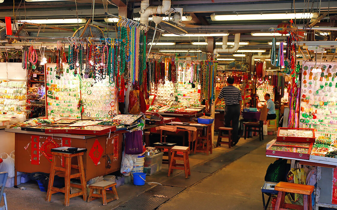 Hong Kong: The Jade Market - Battery St | Secret World Trip Planner