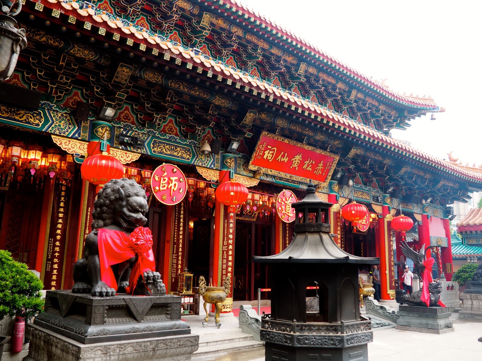 Wong Tai Sin Temple in Hong Kong - Chuk Un | Secret World Trip Planner