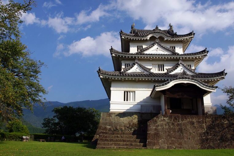 Château d'Uwajima : un des 12 châteaux de la période Edo — Uwajima