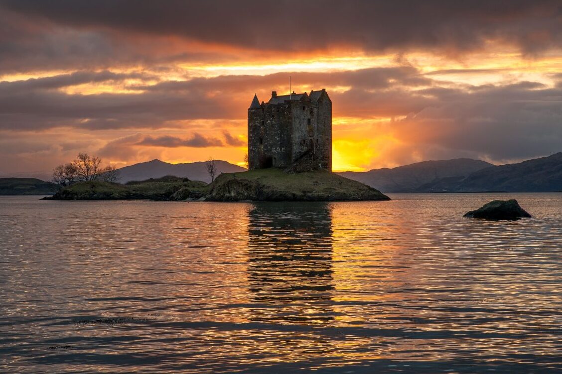 Castle Stalker, un angolo bellissimo di Scozia — Castle Stalker PA38 4BL