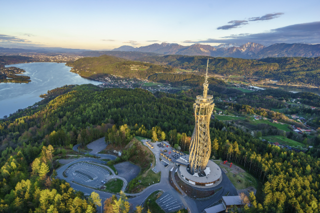 金字塔 - Keutschach am See | Secret World Trip Planner