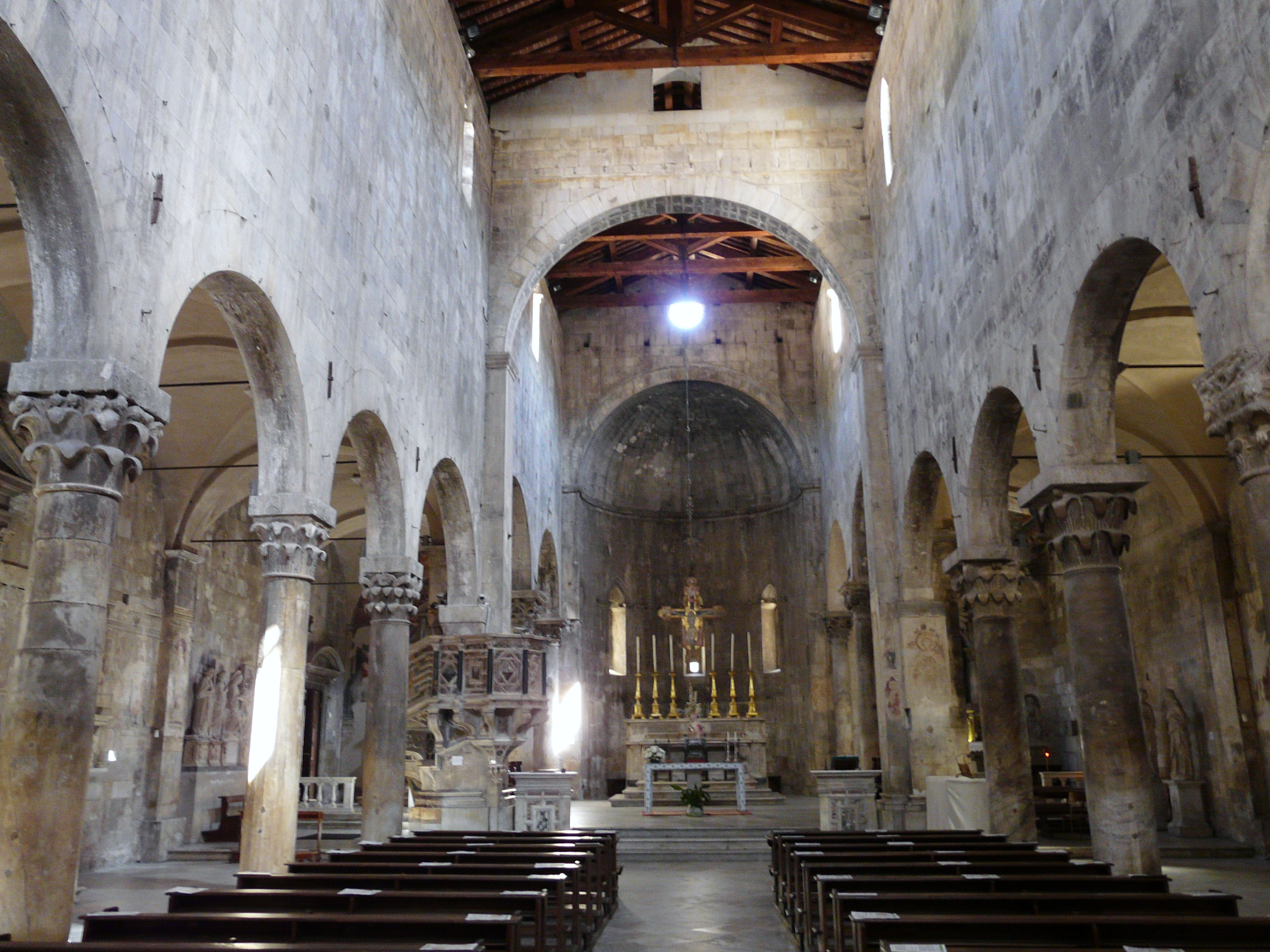 Catedral de Santo André - Carrara | Secret World Trip Planner