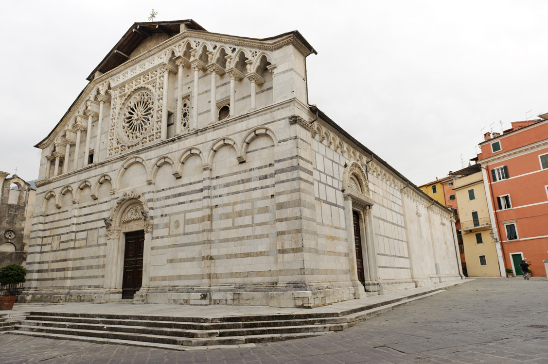 Catedral de Santo André - Carrara | Secret World Trip Planner
