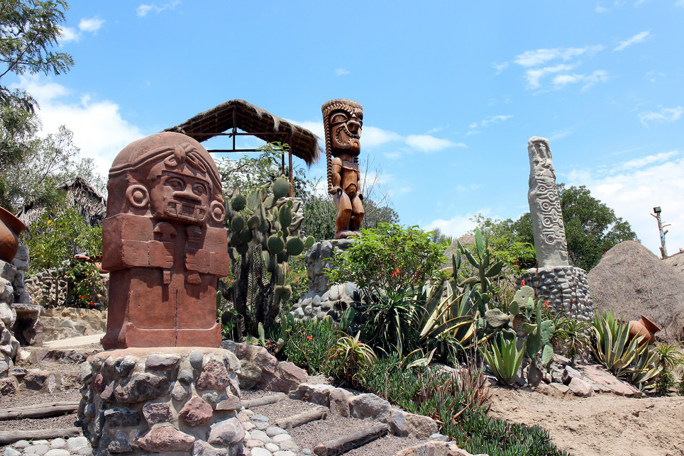 キトのインティシャン太陽博物館 — Quito
