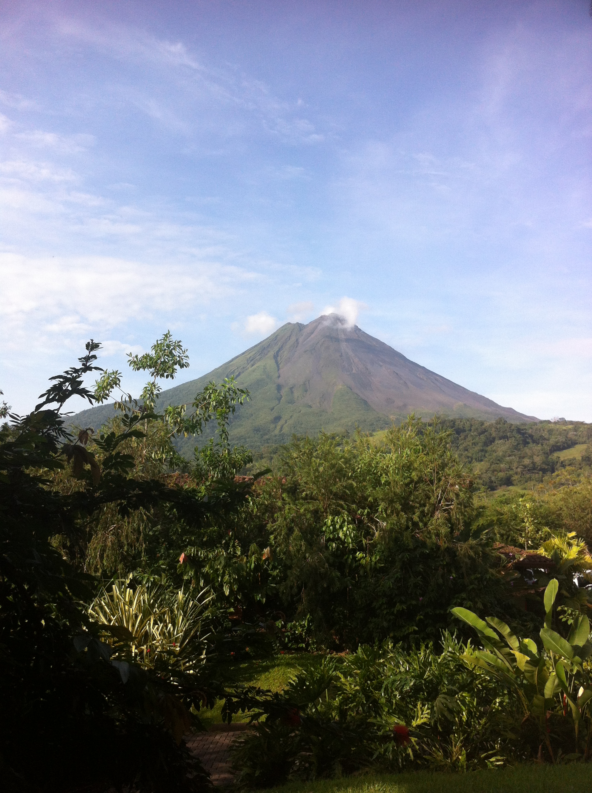 Arenal Manoa: Un Paraíso Termal en la Naturaleza - Palma | Secret World Trip Planner