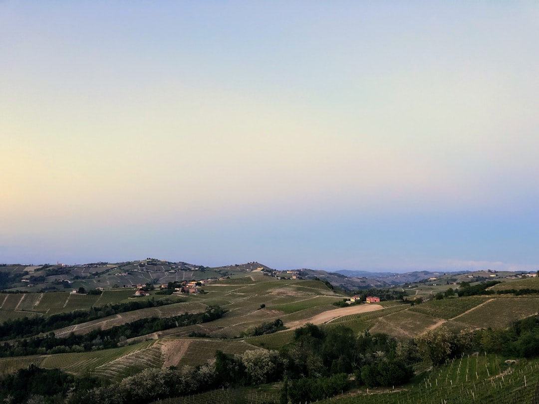 Découvrir les Langhe : voyage entre Barolo et Barbaresco - Langhe | Secret World Trip Planner