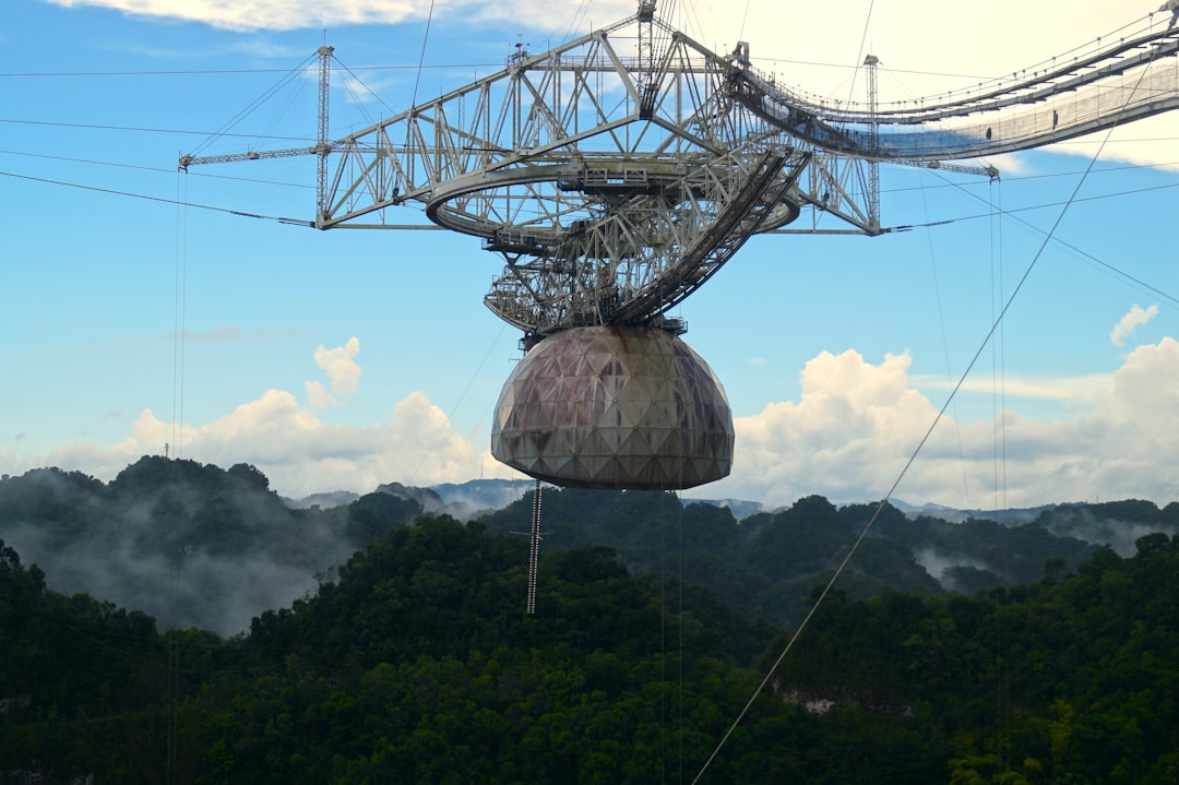 Radiotelescopio de Arecibo: Un Faro para la Astronomía - Arecibo | Secret World Trip Planner