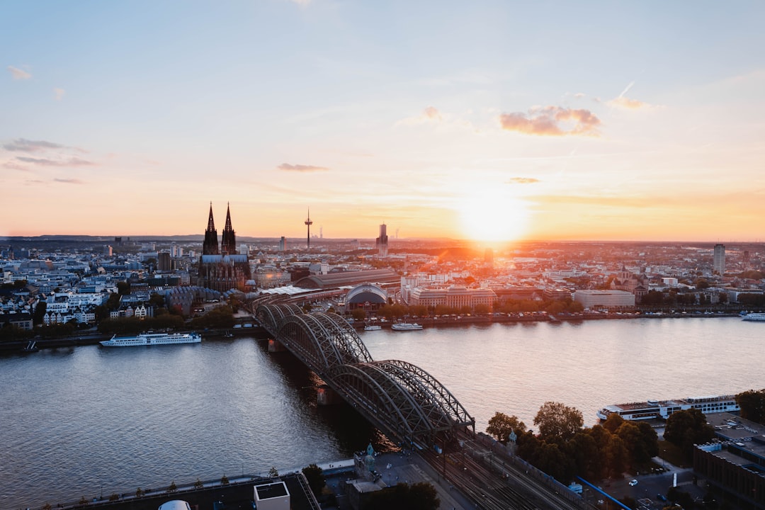 Köln entdecken mit Secret World: Praktischer Guide 2026 - Köln | Secret World Trip Planner