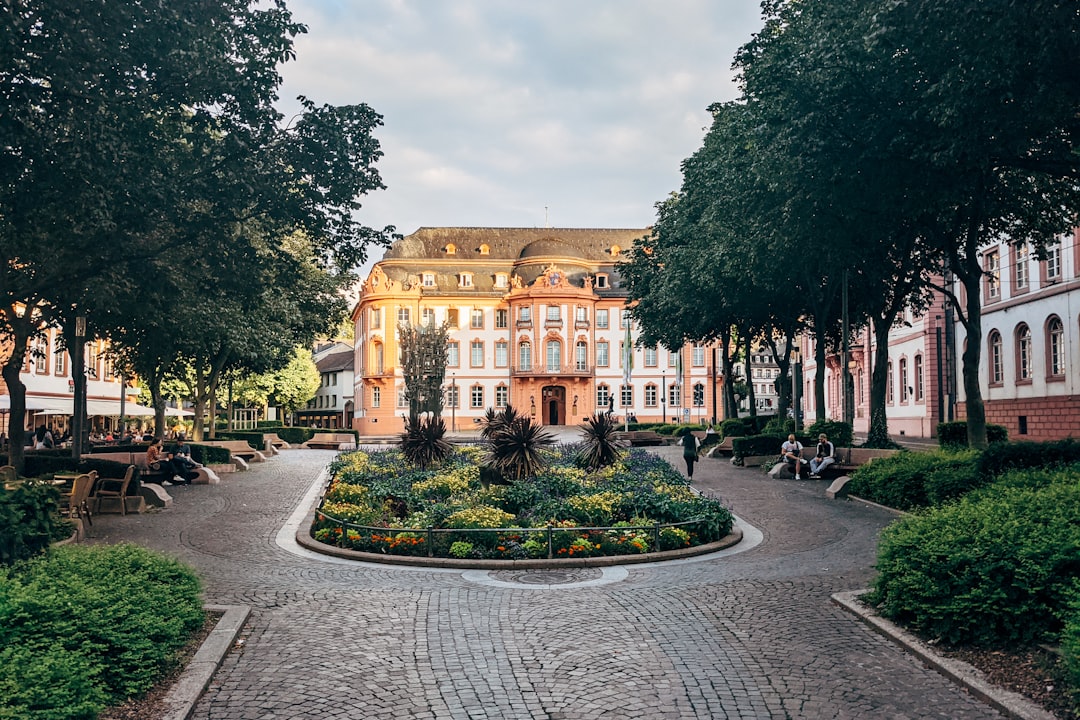 Wanderlog Alternativen für Mainz 2026: Secret World AI Trip Planner - Mainz | Secret World Trip Planner