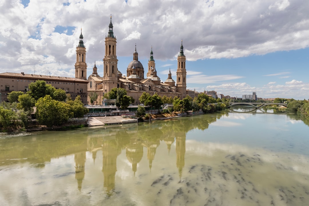 Top AI travel apps Zaragoza 2026: Scopri Secret World - Zaragoza | Secret World Trip Planner