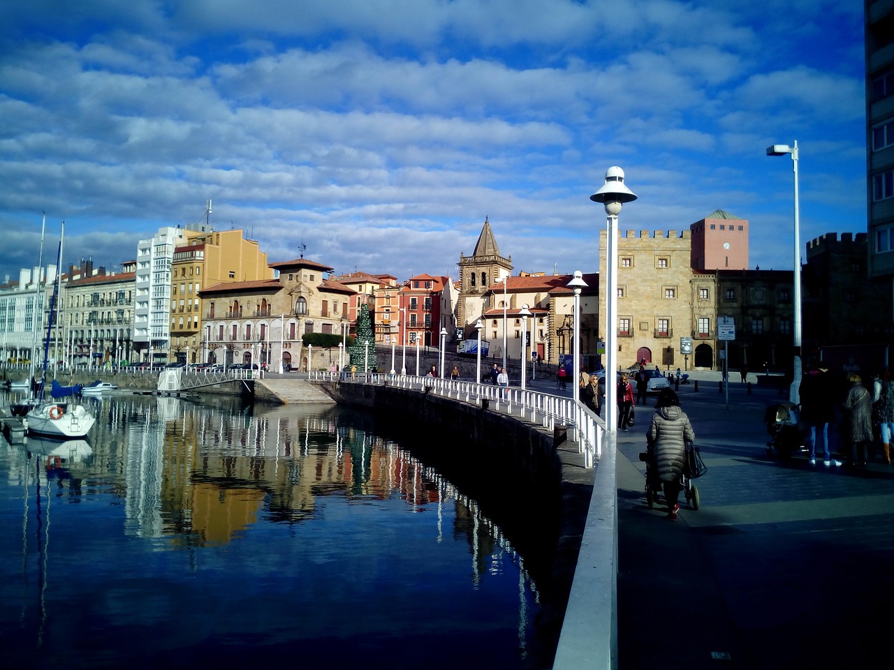 Top AI Travel Apps Gijón 2026: Best Choice for Travelers - Gijón | Secret World Trip Planner