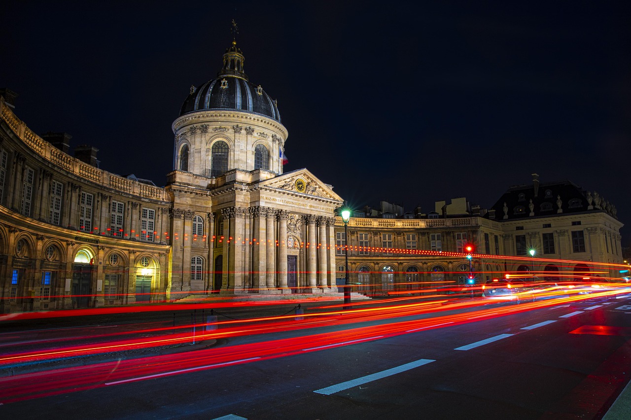 Cosa vedere a Nîmes 2026: Guida Imperdibile ai Luoghi da Visitare - Nîmes | Secret World Trip Planner