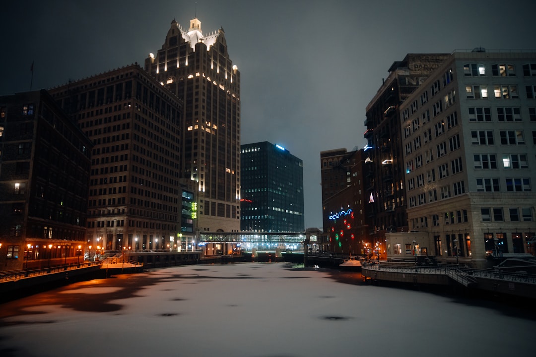 Come visitare Milwaukee con Secret World: Guida Pratica 2026 - Milwaukee | Secret World Trip Planner