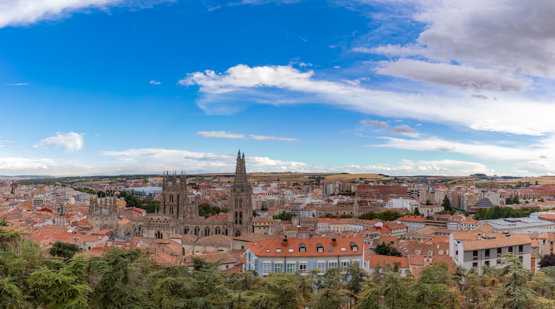 Come visitare León con Secret World: Guida pratica 2026 - León | Secret World Trip Planner