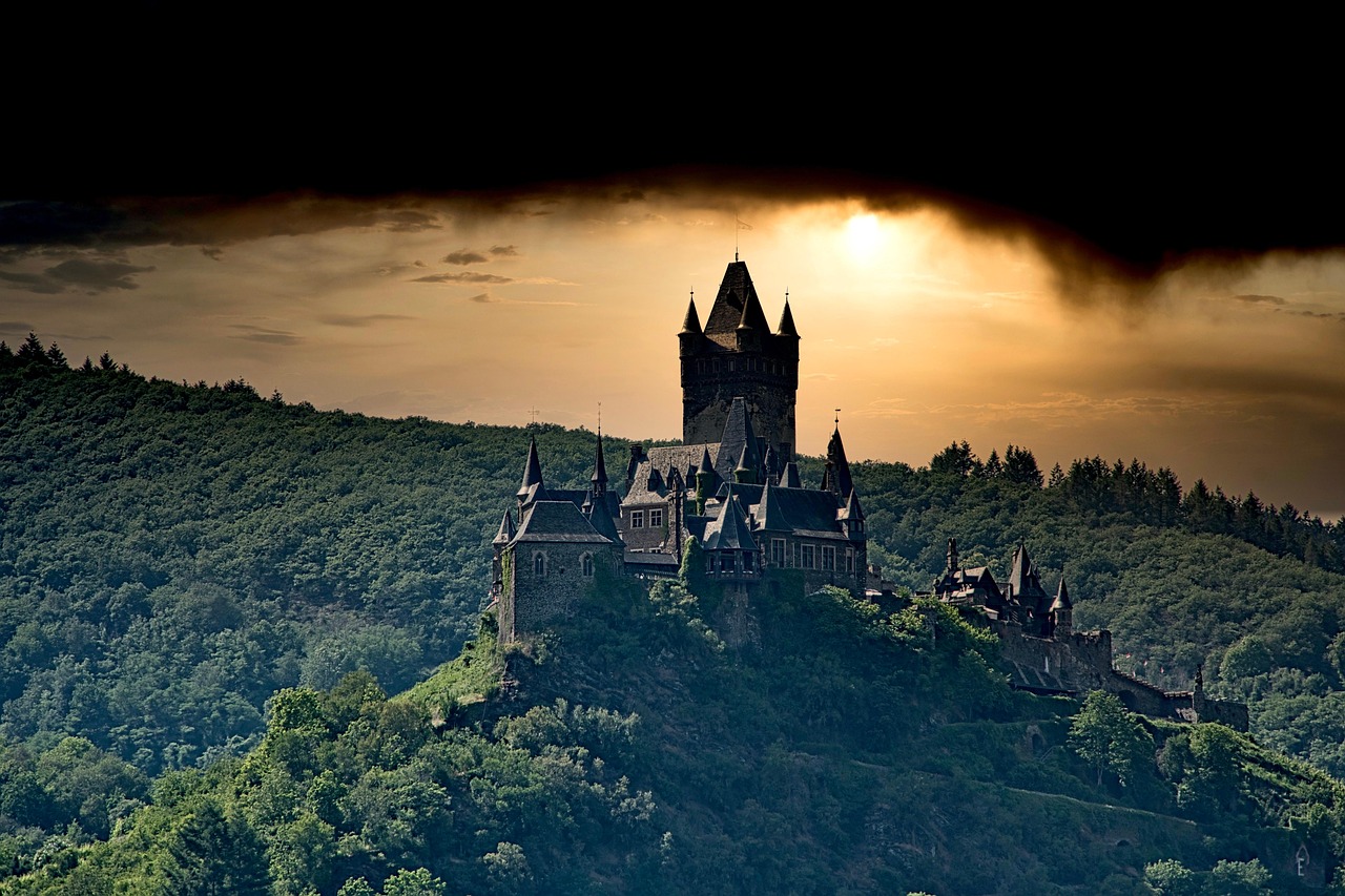 Weekend in Batalha with Secret World: The Perfect Guide - Batalha | Secret World Trip Planner