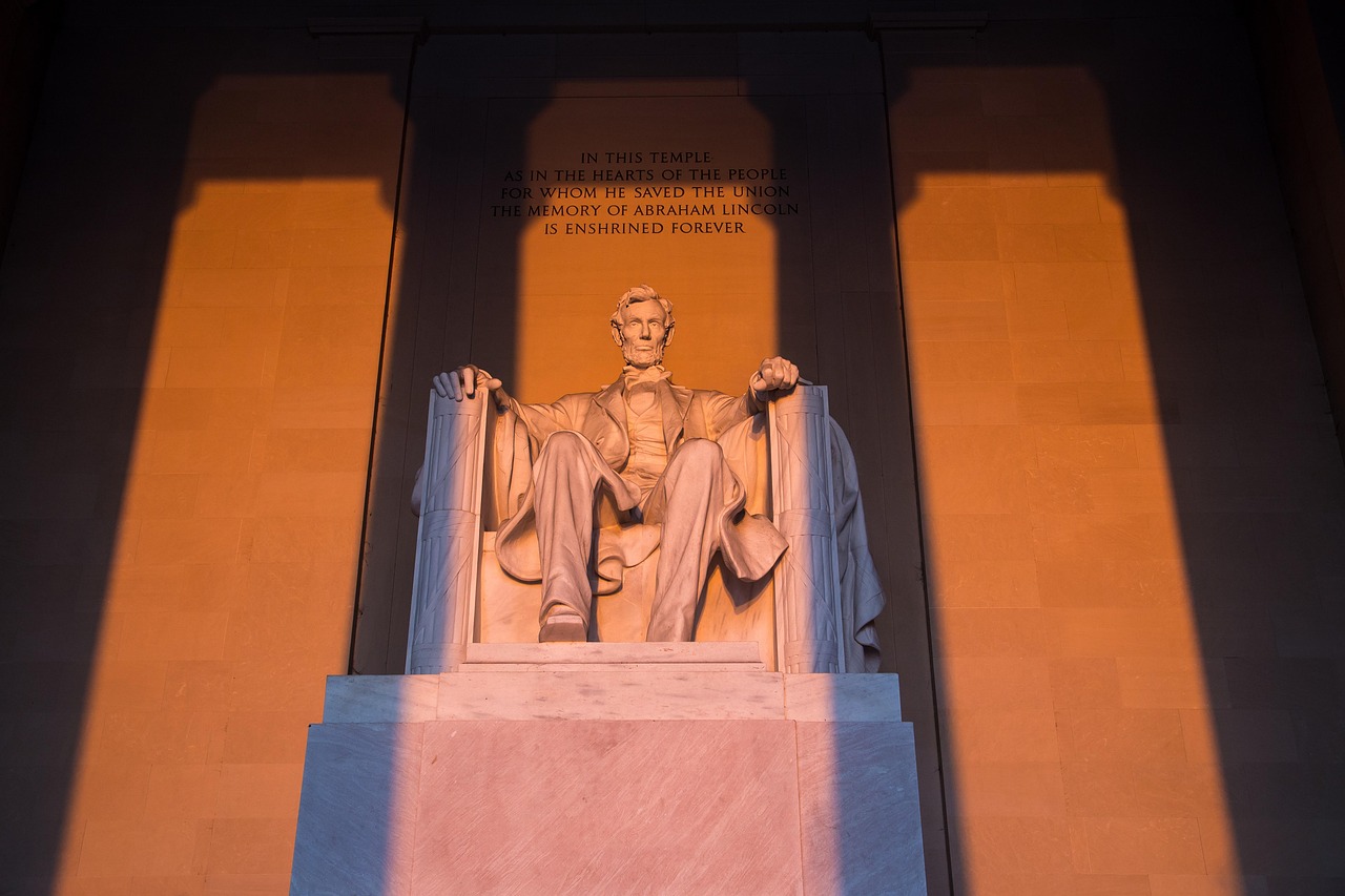Wanderlog alternative per Lincoln 2026: scopri Secret World - Lincoln | Secret World Trip Planner