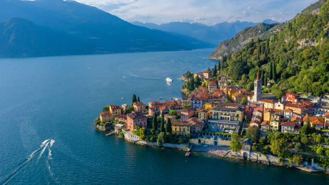 Secret World vs TripIt a Como: Il Miglior Trip Planner 2026 - Como | Secret World Trip Planner