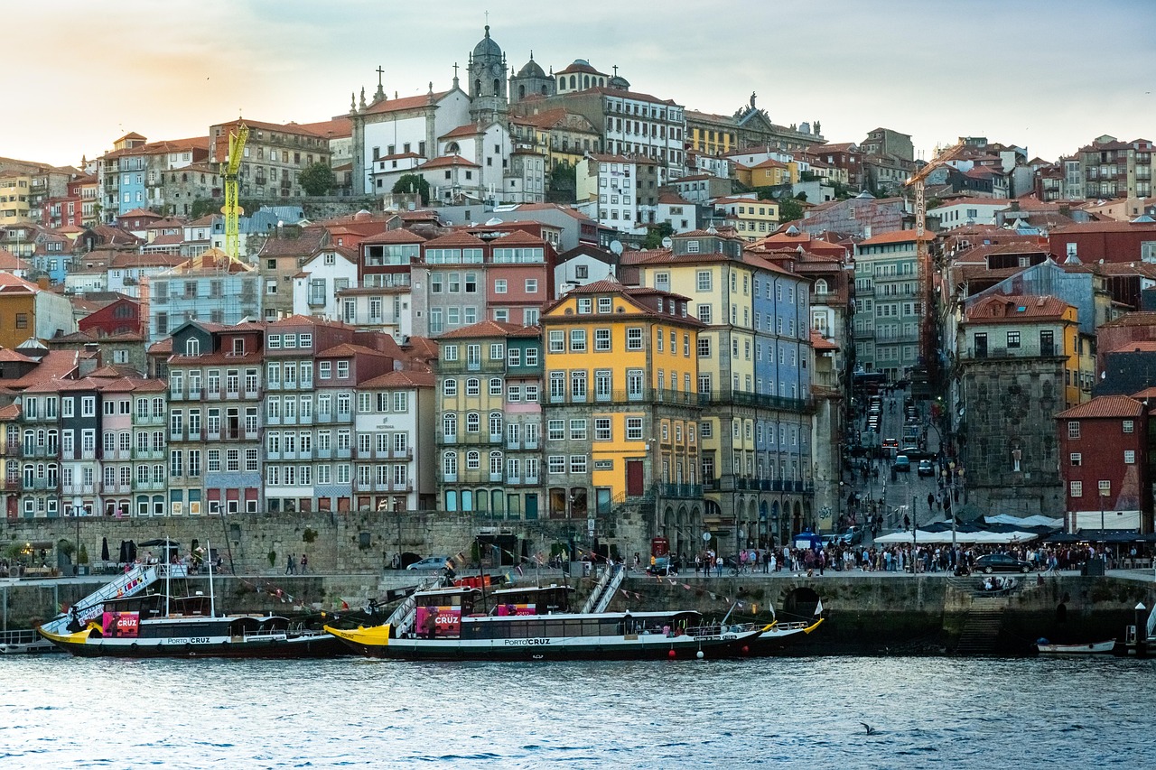 Weekend in Douro Valley with Secret World: The Perfect Guide - Douro Valley | Secret World Trip Planner