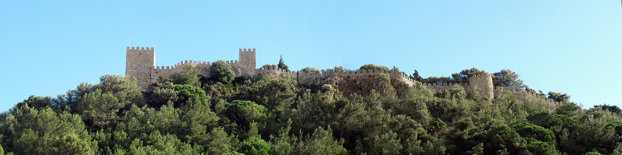 Wanderlog Alternatives for Sesimbra 2026: Discover Secret World - Sesimbra | Secret World Trip Planner