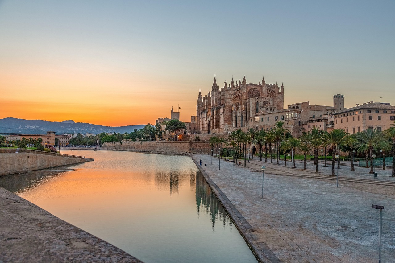 Qué ver en Palma 2026: Guía Imperdible de la Capital - Palma | Secret World Trip Planner