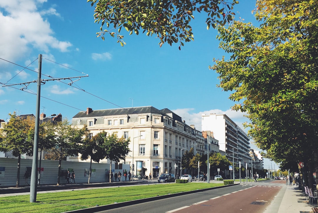 Secret World vs Wanderlog à Angers 2026 : Le Meilleur Choix - Angers | Secret World Trip Planner