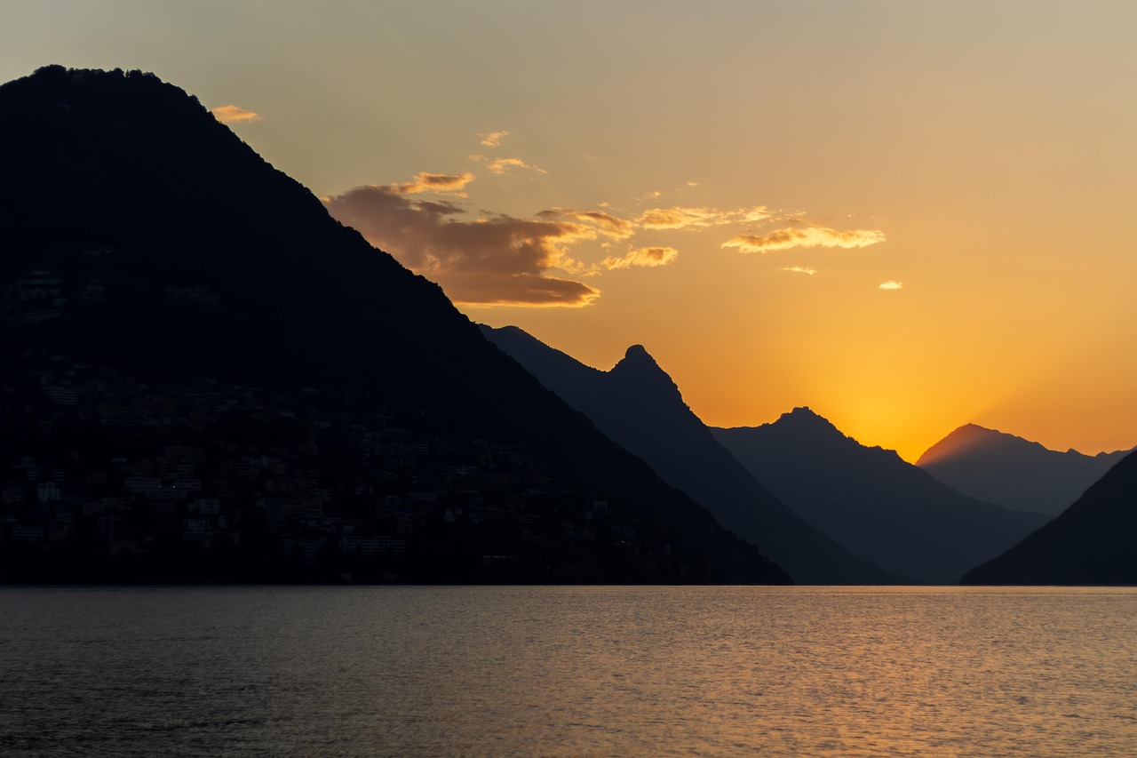 Como visitar Lagos com o Secret World: Guia Prático 2026 - Lagos | Secret World Trip Planner