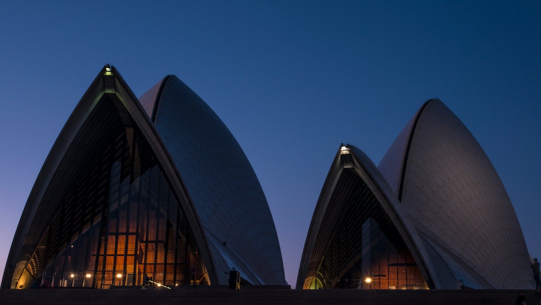 Teatro da Ópera de Sydney: Um Marco Arquitetônico - Bennelong Point | Secret World Trip Planner