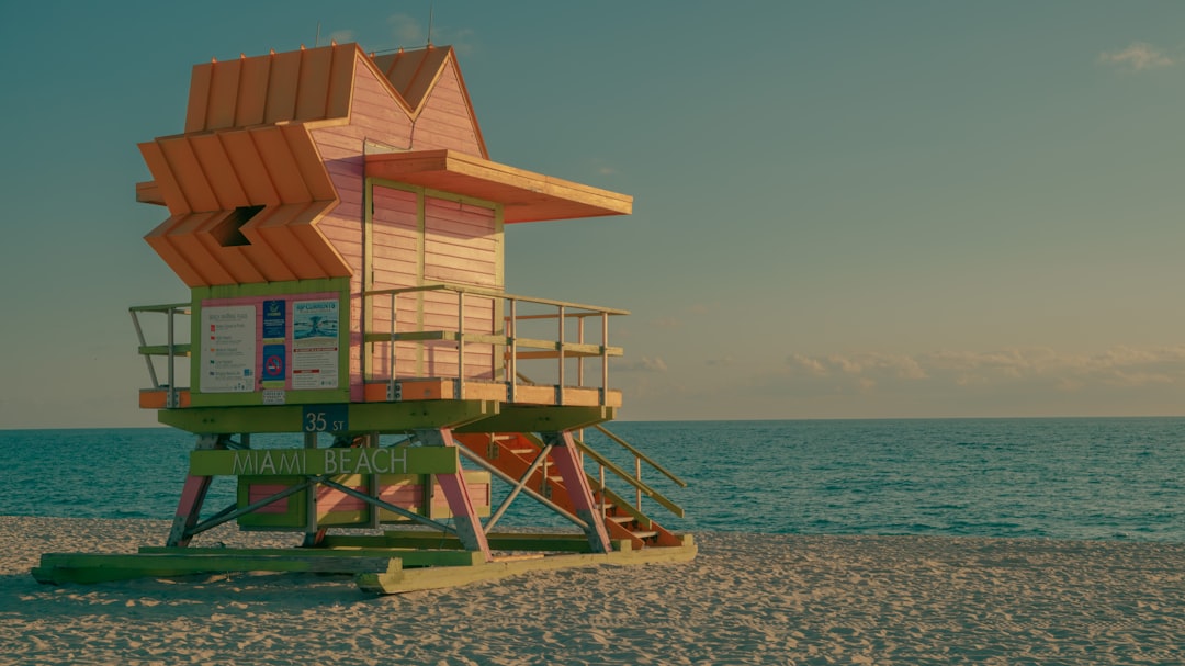 シークレットワールド2026年レビュー:マイアミの完全ガイド - Miami | Secret World Trip Planner