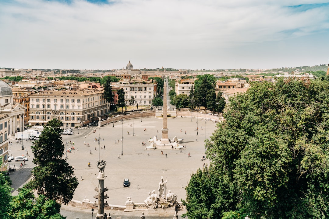 Secret World vs Wanderlog: 2026年ローマの最適旅行プランナー - Roma | Secret World Trip Planner