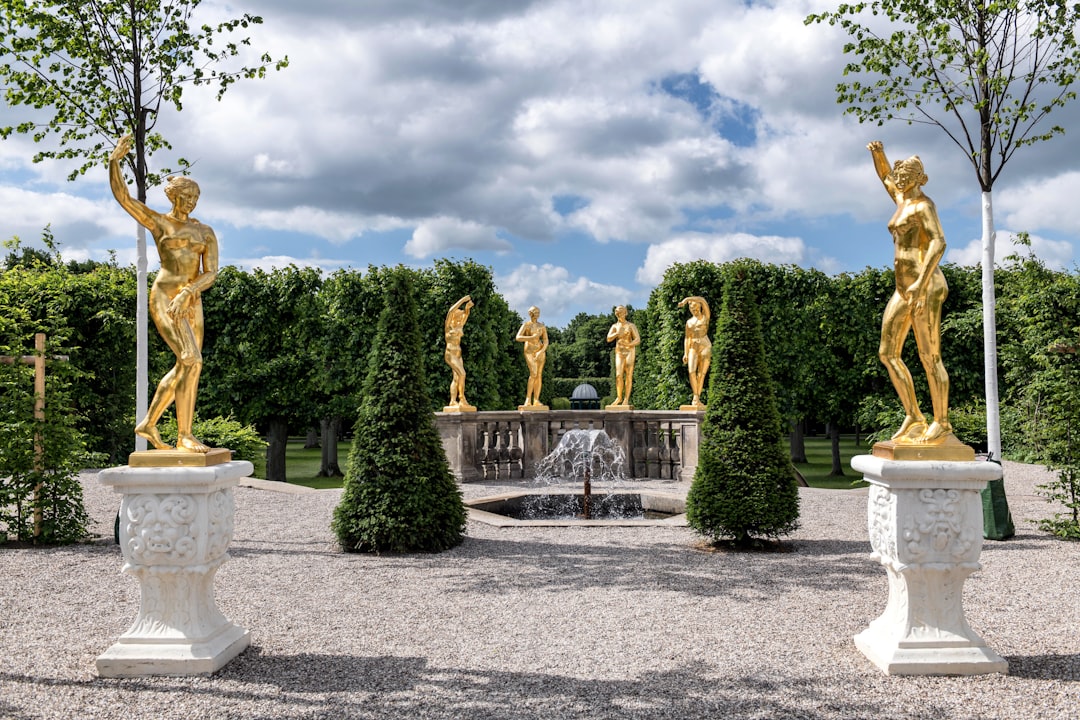 Jardins Reais de Herrenhausen: Um Paraíso Botânico em Hannover - Herrenhäuser Str. 4 | Secret World Trip Planner