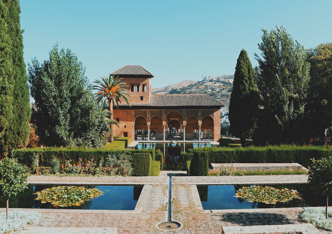 Hôtel Alhambra Palace : Un Rêve Architectural à Grenade - Centro | Secret World Trip Planner