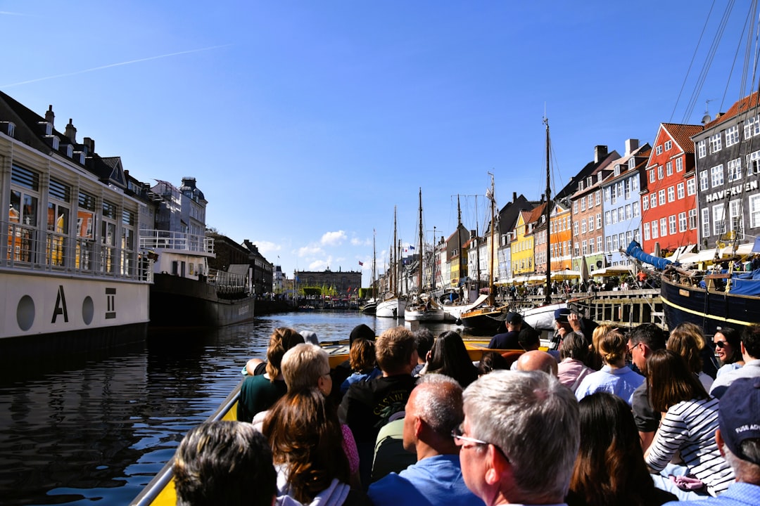 Perfekter Reiseplan Kopenhagen: Plane mit Secret World - Copenaghen | Secret World Trip Planner