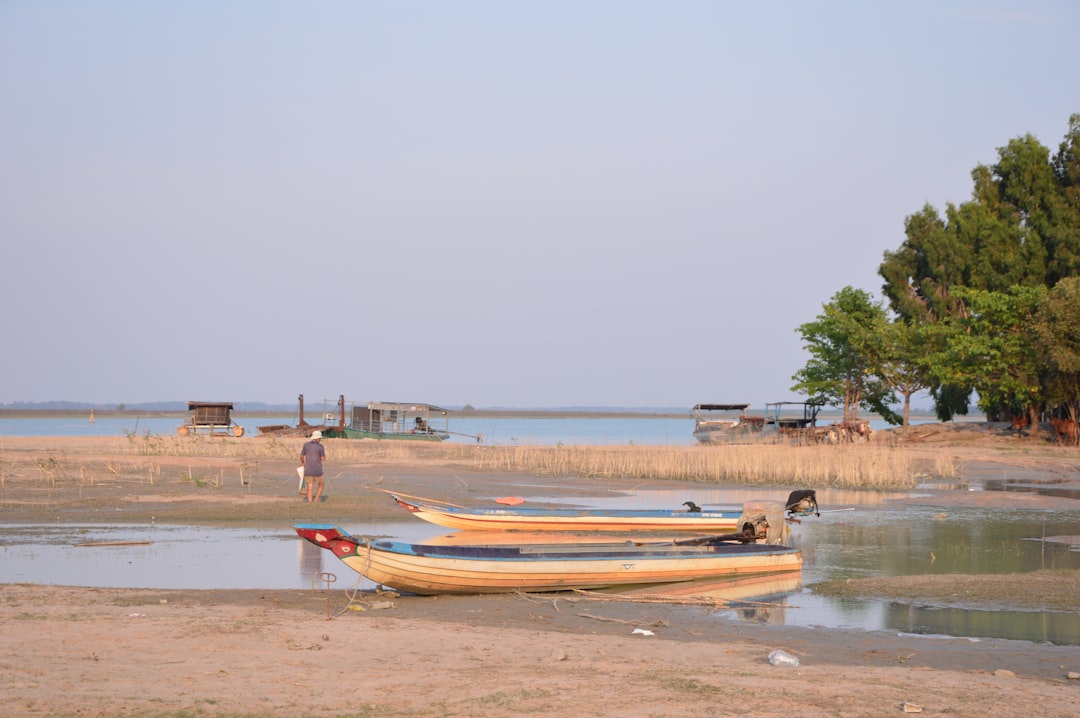 Biển Hồ: Un Encanto Escondido en Vietnam | Secret World Trip Planner