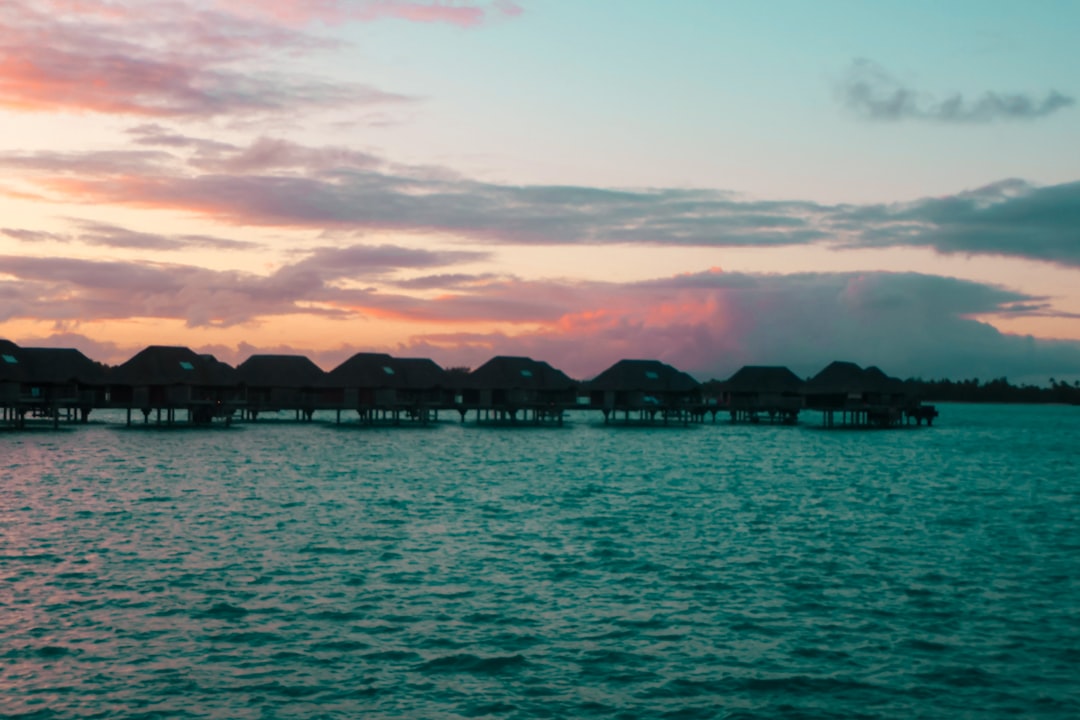 Atardeceres de Ensueño en Bora Bora Beach Club - BP 123 Matira | Secret World Trip Planner