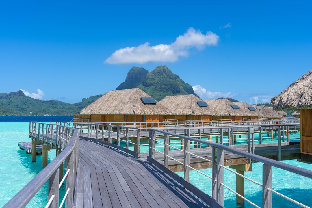 Atardeceres de Ensueño en Bora Bora Beach Club - BP 123 Matira | Secret World Trip Planner