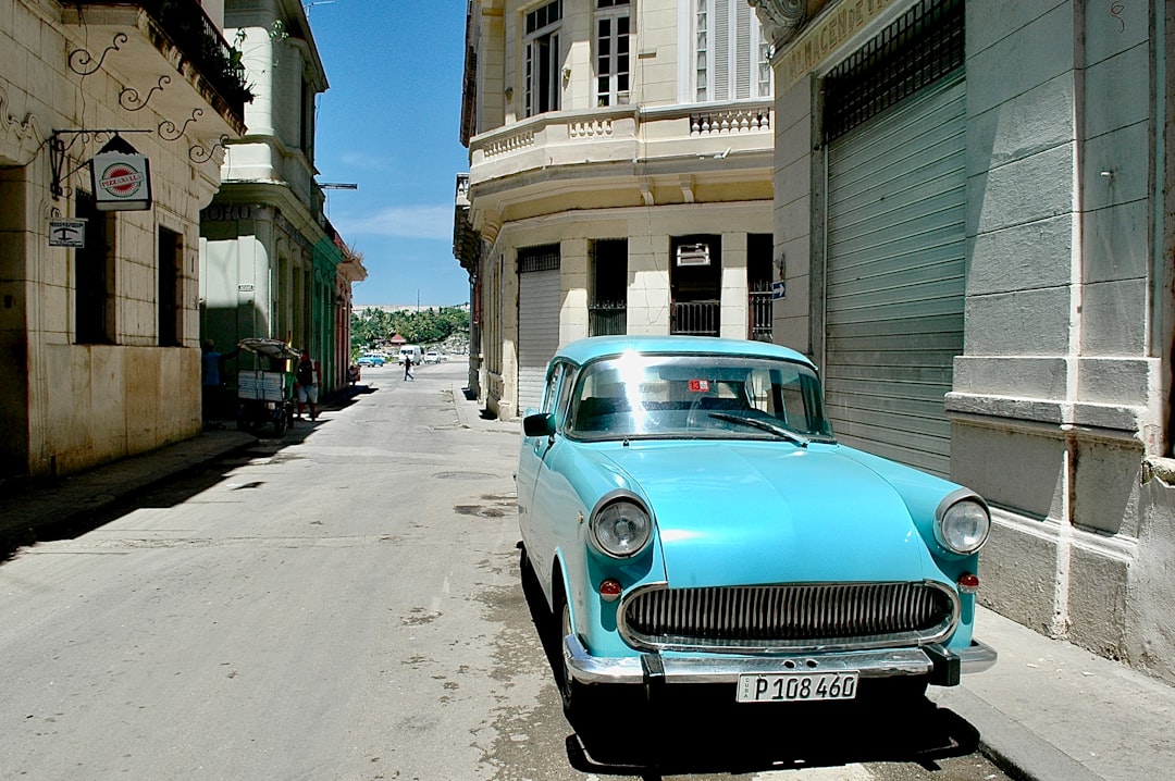 Découvrez le Faro de Cayo Guano del Este à Cuba | Secret World Trip Planner
